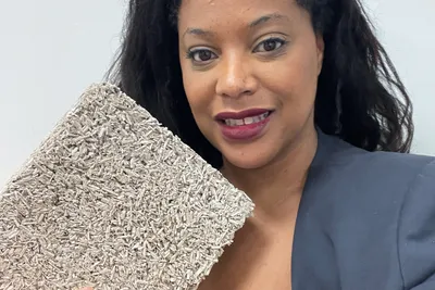 Laura Nagapin, architecte, dans son atelier